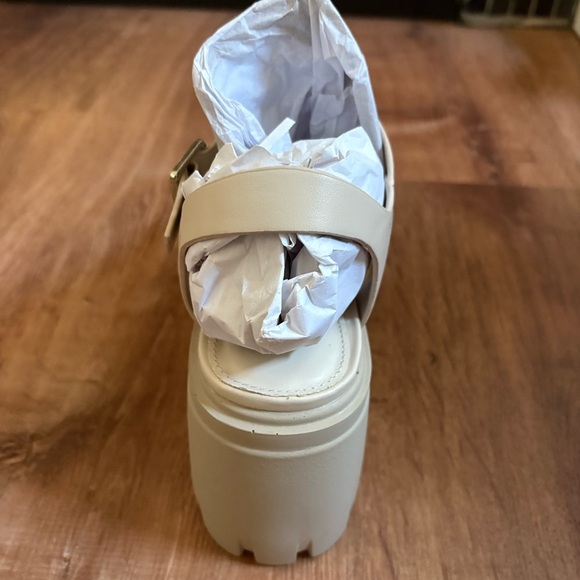 NIB Madden Girl Galaxy Off White size 9M popular 3 inch platform shoe new in box - Picture 6 of 15